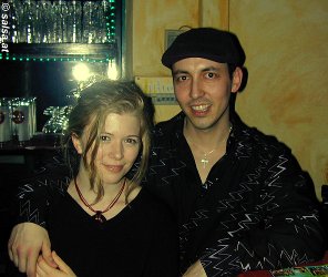 Kufstein: Salsa-DJ + Tanzlehrer Peter Plichta und seine Freundin Christine