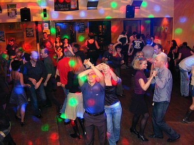 Salsa in Hhr-Grenzhausen bei Koblenz: die Gass